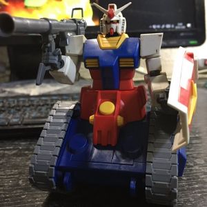 ガンタンクではないがガンダムタンクならいるぞ