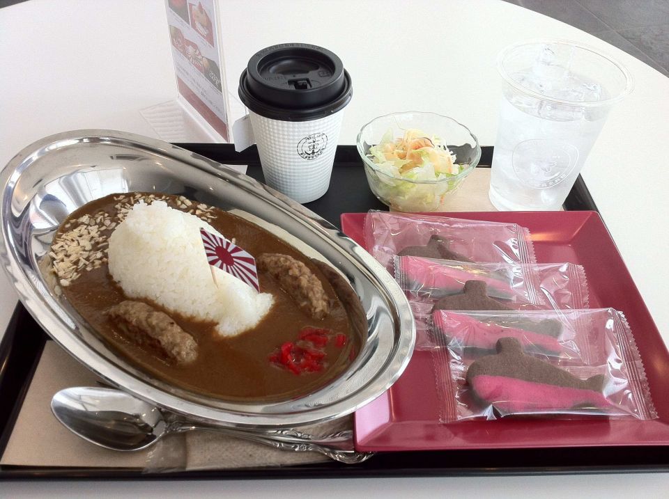 鉄のくじら館で1日何食か限定のカレーとクッキー