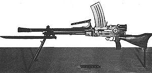 例えば軽機関銃にも、、、ジュウケン！！！