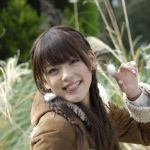 伊関あみ