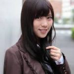 大石芽依