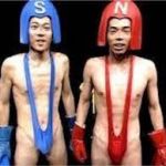 ちゃんと明日までにコスチューム用意しとけよ？おじさんの分もだ
